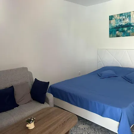 Saturn Sunrise P דירה מנגליה